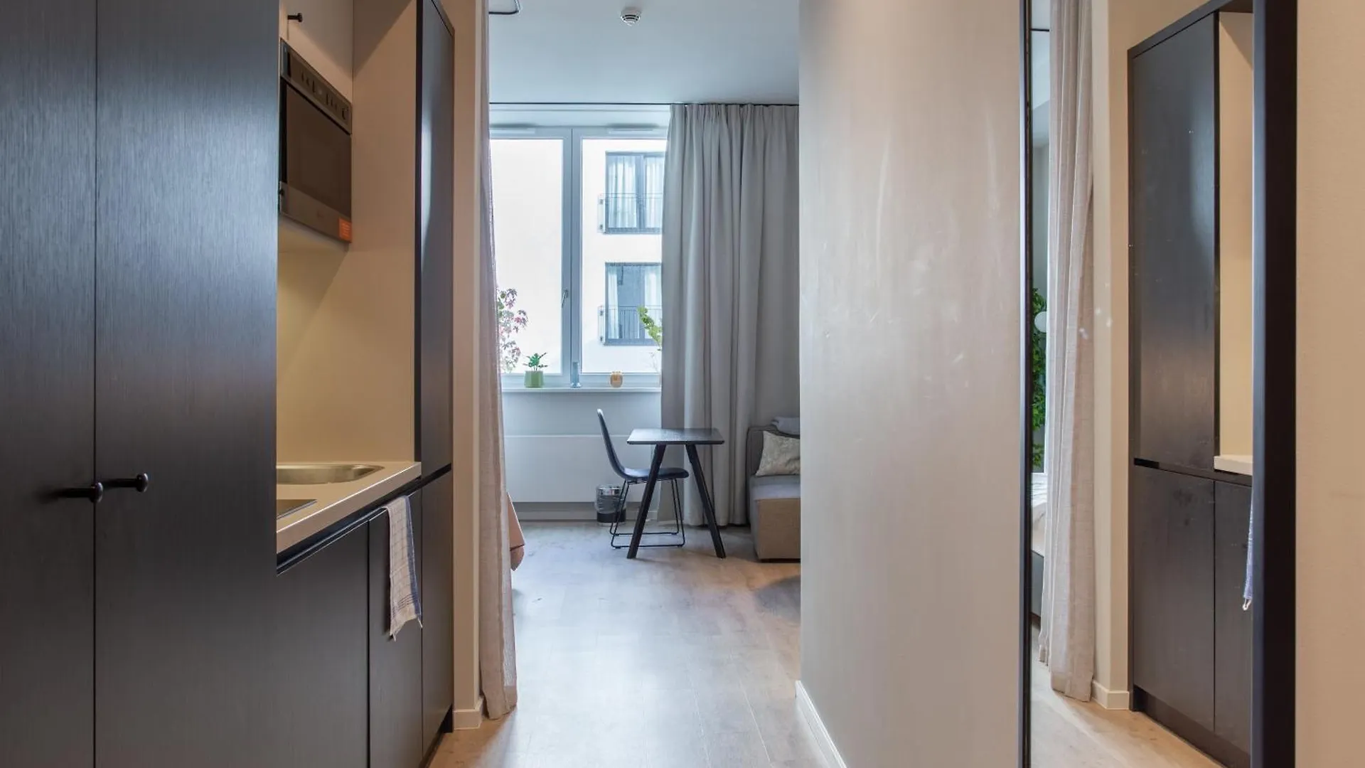Limehome Duesseldorf Stresemannstrasse - Digital Access 3*, Düsseldorf Alemanha