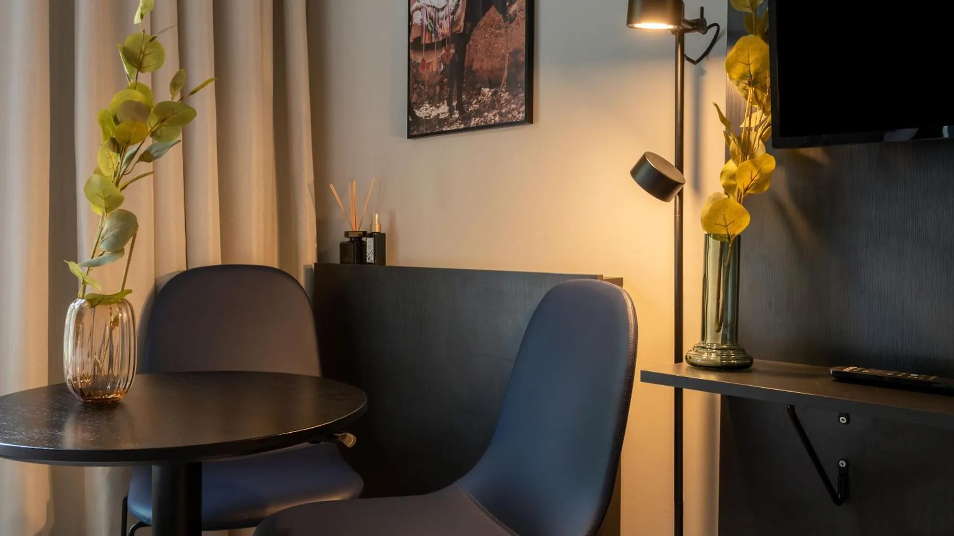 Aparthotel Limehome Duesseldorf Stresemannstrasse - Digital Access