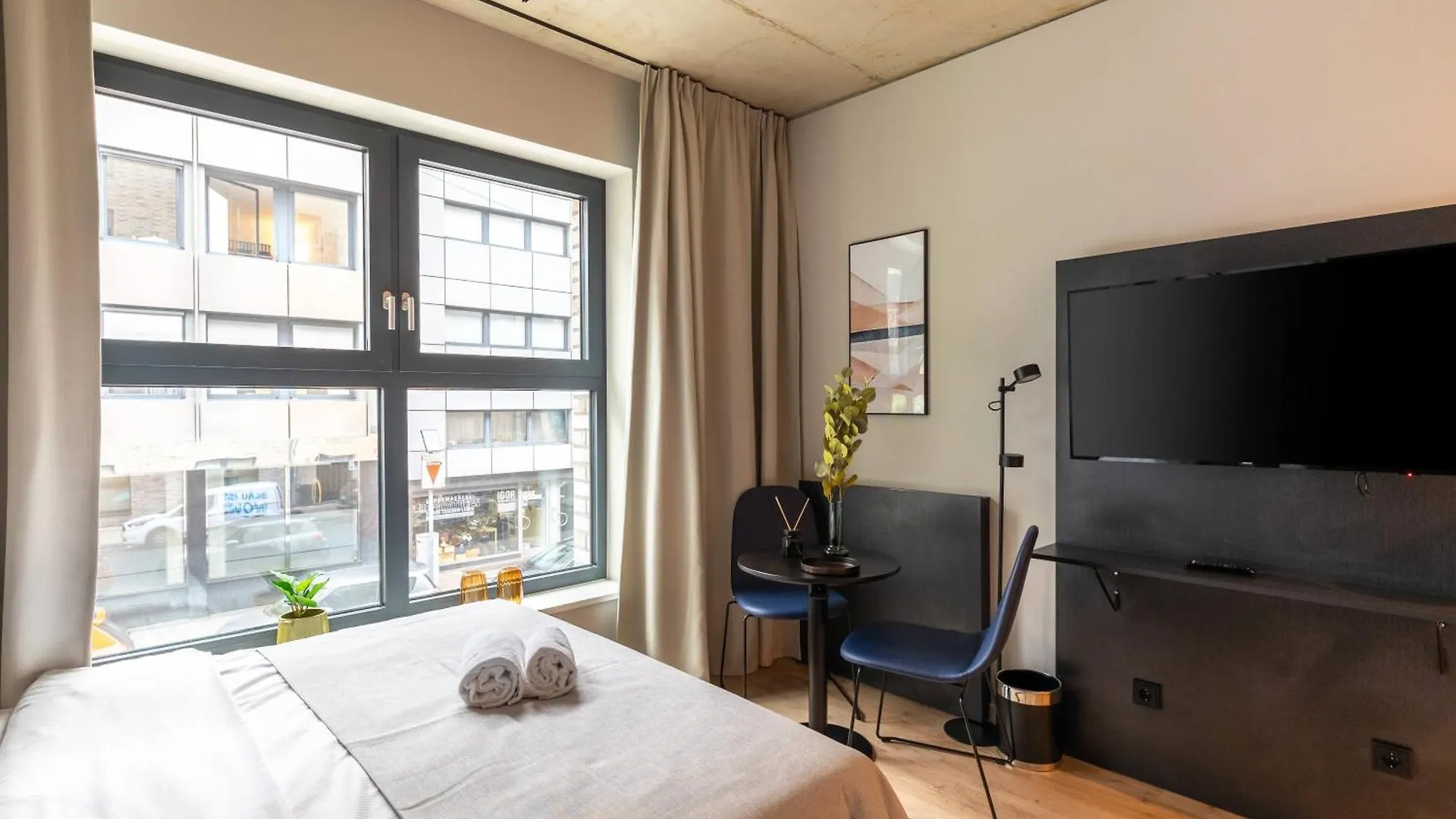 Aparthotel Limehome Duesseldorf Stresemannstrasse - Digital Access